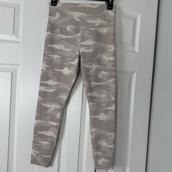 Athleta Pants - Athleta Camouflage Leggings